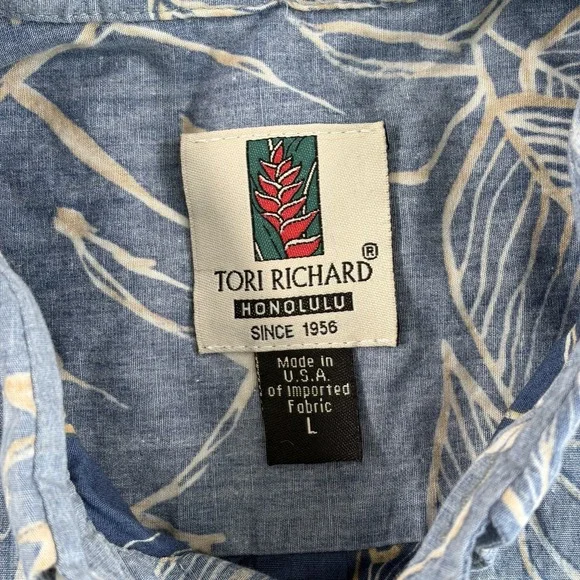Tori Richard Hawaiian PopOver Shirt in Blue Reverse Print Men Large Blue Floral - Picture 2 of 7